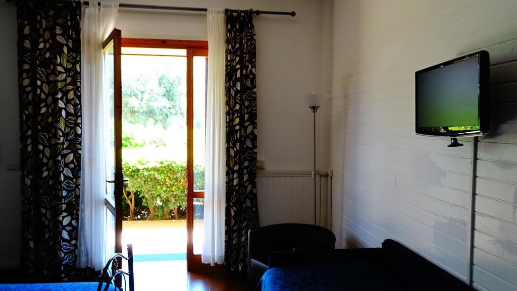 B&B Poggio Delle Ginestre Rutigliano Bagian luar foto