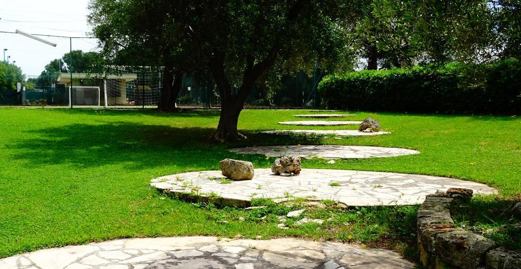 B&B Poggio Delle Ginestre Rutigliano Bagian luar foto