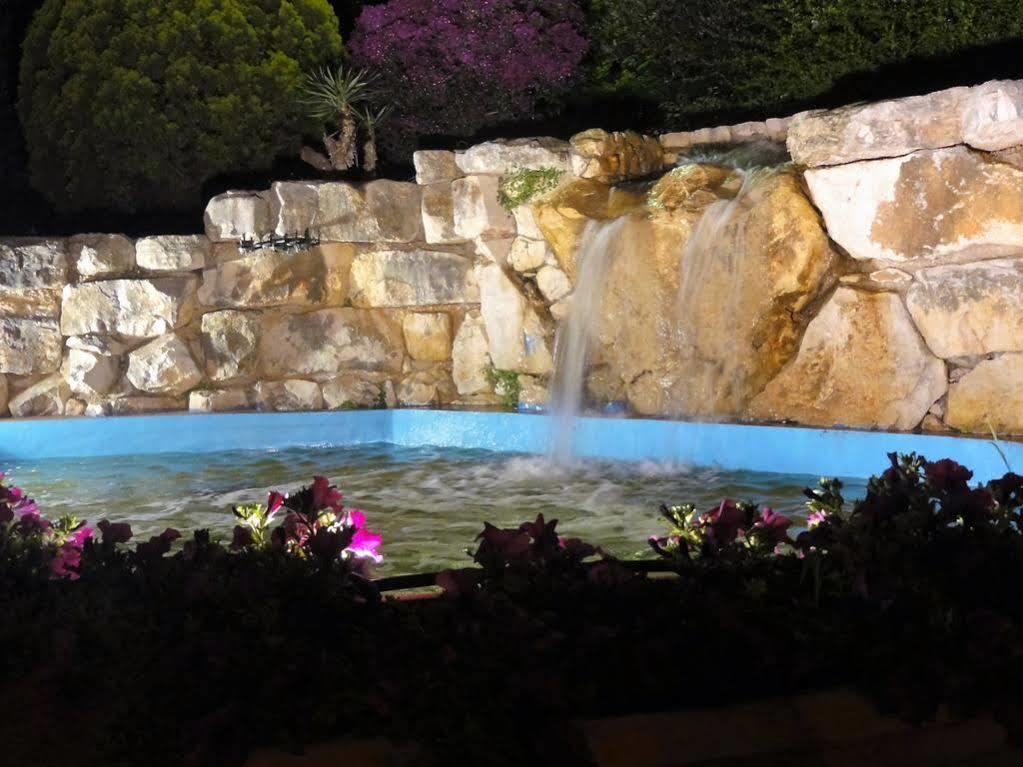 B&B Poggio Delle Ginestre Rutigliano Bagian luar foto